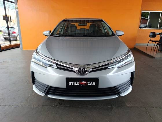 TOYOTA COROLLA 1.8 GLI 16V FLEX 4P AUTOMÁTICO TOYOTA COROLLA 1.8 GLI 16V FLEX 4P AUTOMÁTICO
